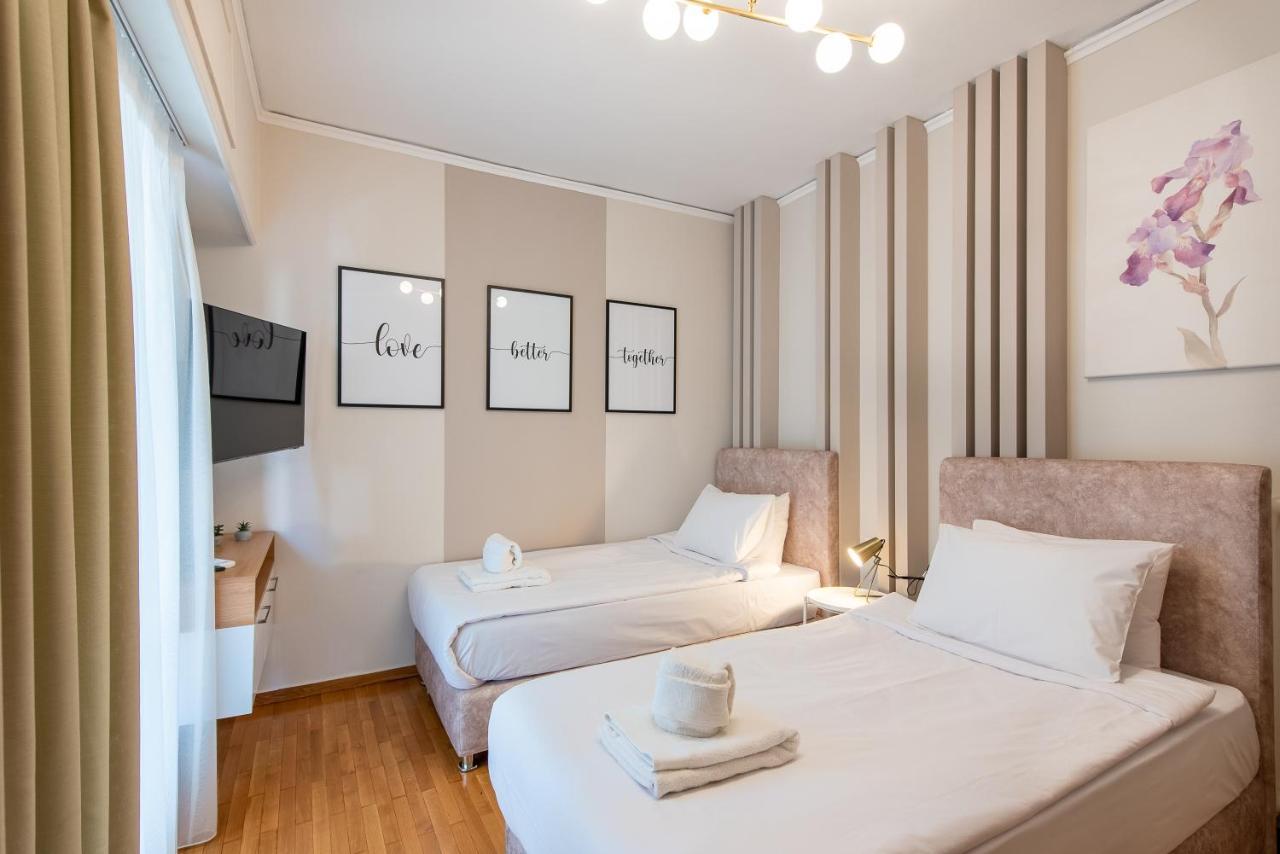 Medluxe Luxury Apartment ! Athens Exterior photo