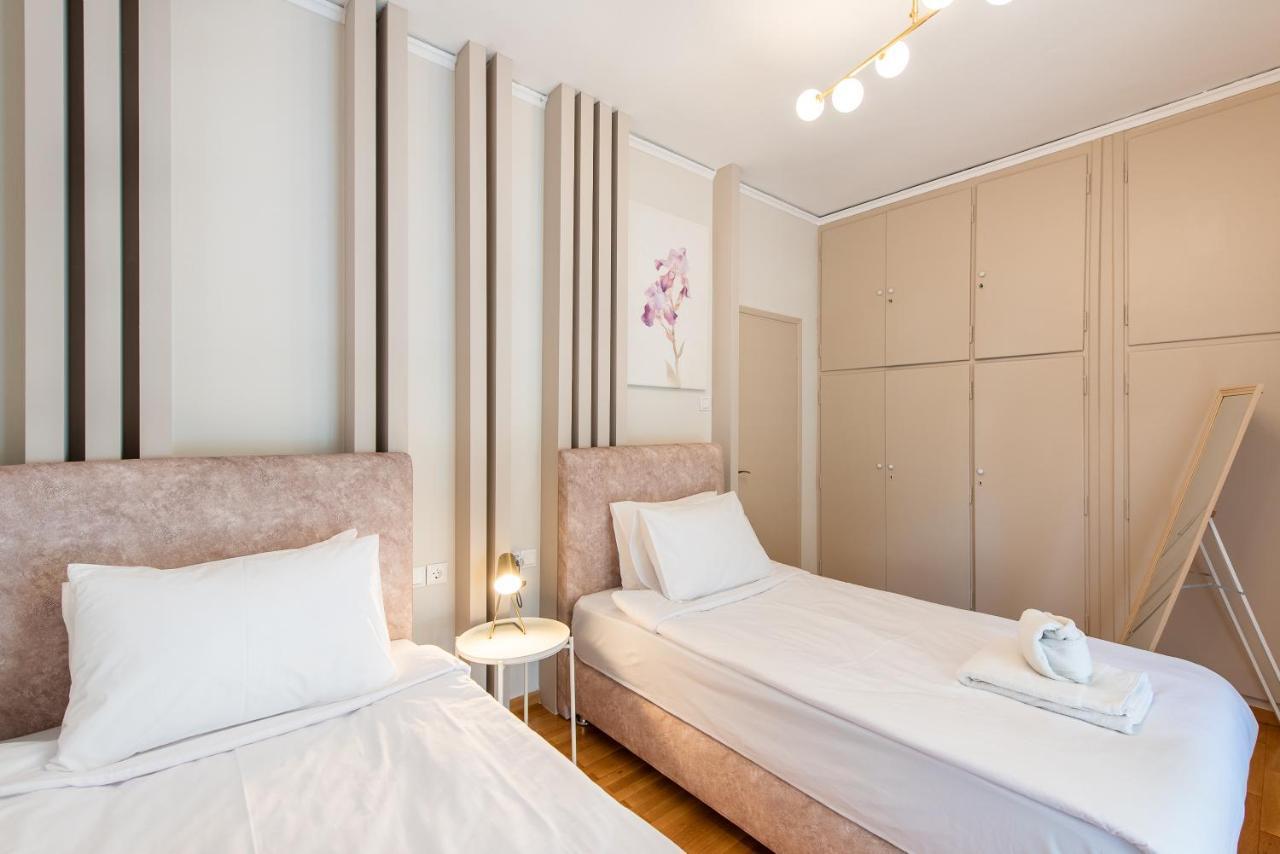 Medluxe Luxury Apartment ! Athens Exterior photo