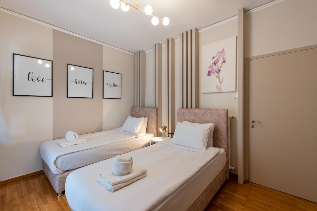 Medluxe Luxury Apartment ! Athens Exterior photo