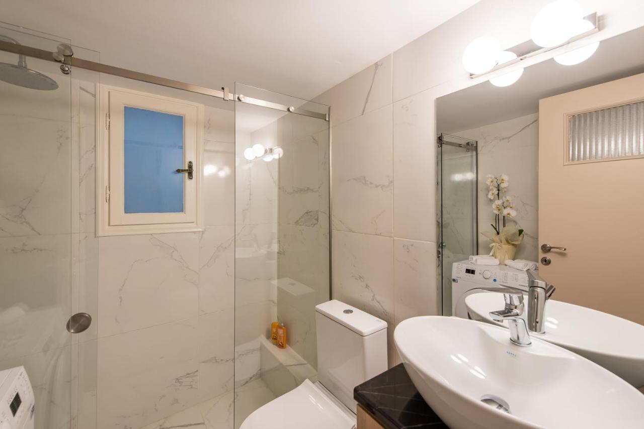 Medluxe Luxury Apartment ! Athens Exterior photo