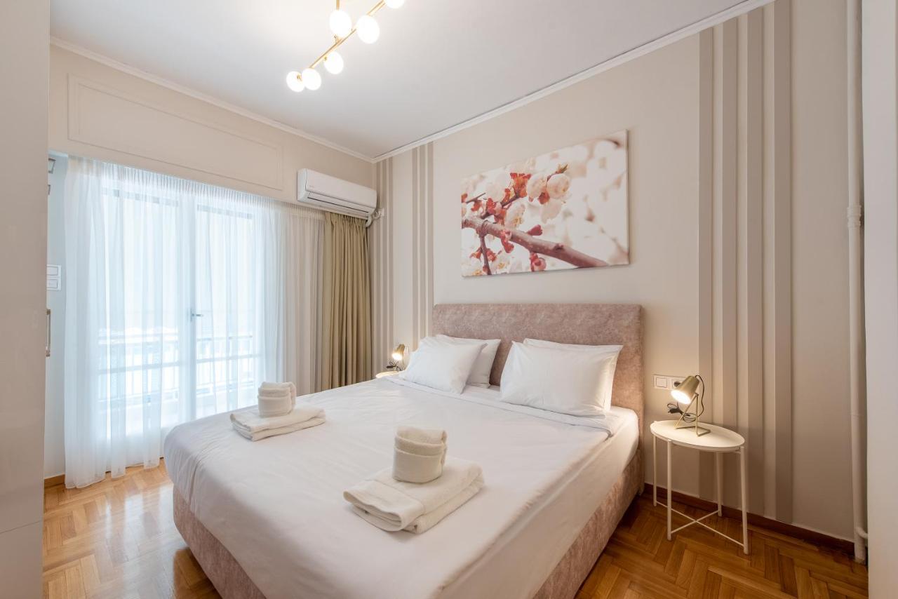 Medluxe Luxury Apartment ! Athens Exterior photo