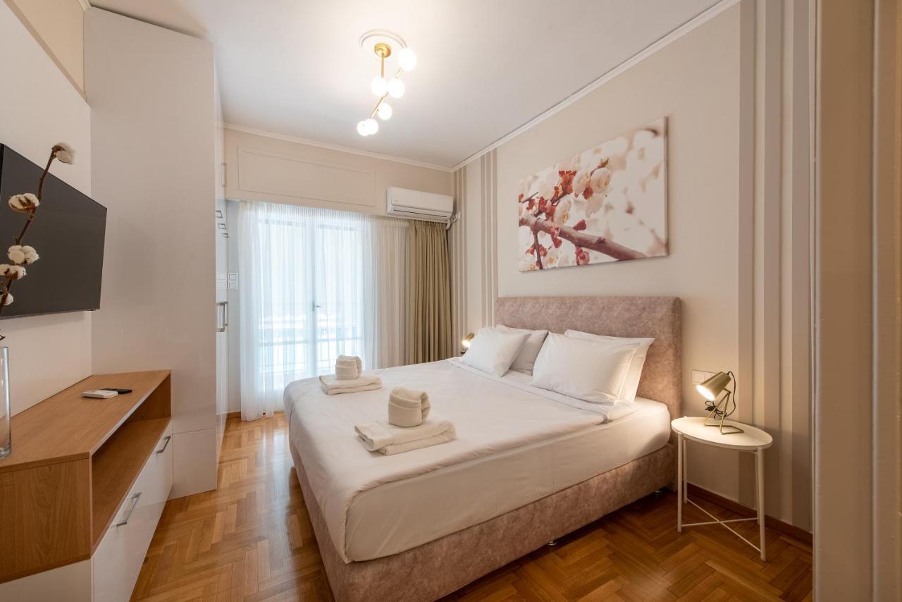Medluxe Luxury Apartment ! Athens Exterior photo