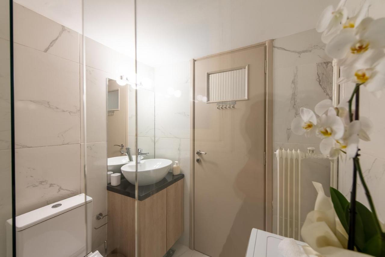 Medluxe Luxury Apartment ! Athens Exterior photo