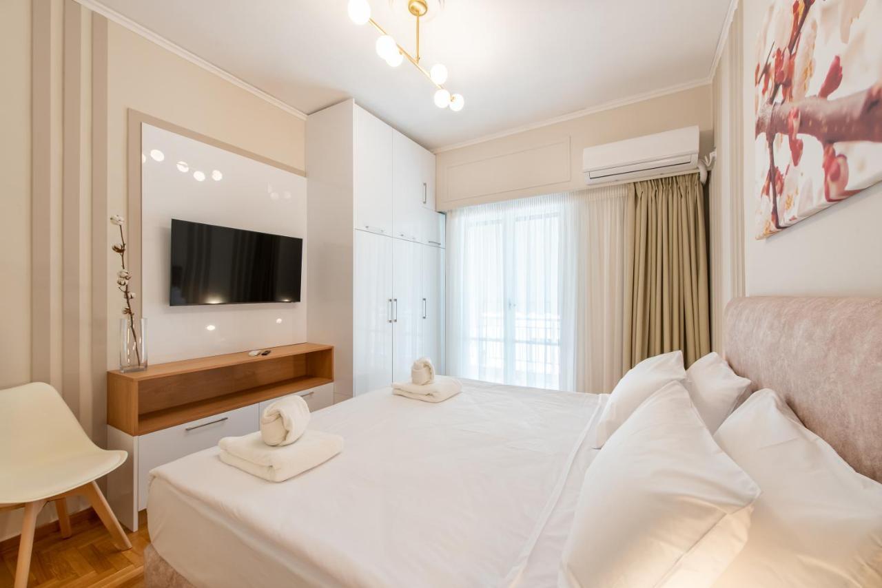 Medluxe Luxury Apartment ! Athens Exterior photo