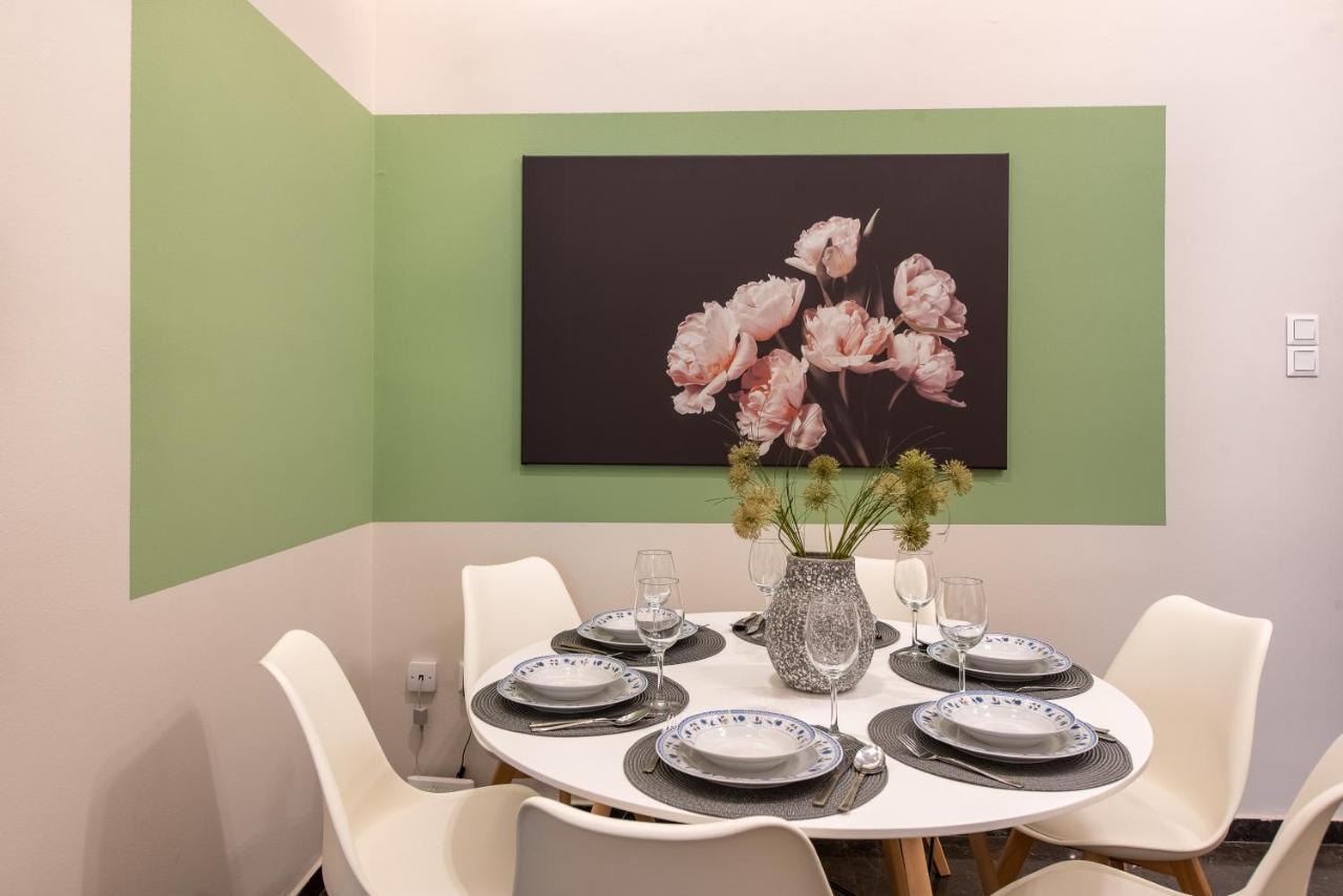 Medluxe Luxury Apartment ! Athens Exterior photo