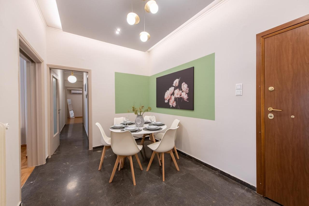 Medluxe Luxury Apartment ! Athens Exterior photo
